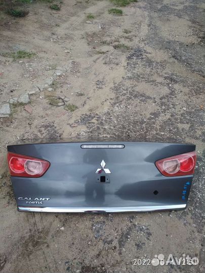 Крышка багажника Мицубиси Лансер 10