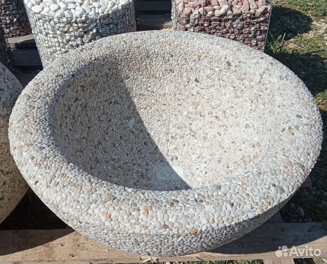 Каменная клумба 