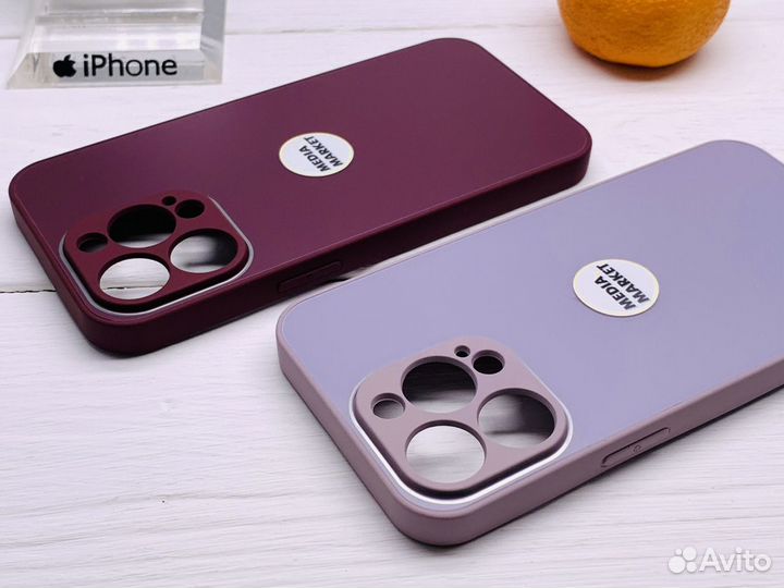 Чехол на iPhone 13