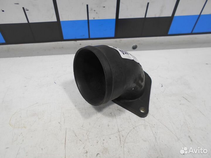 Патрубок VW 031129637A