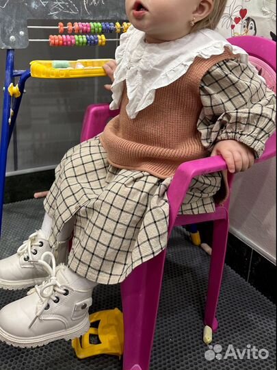 Жилет вязаный на девочку 74-80