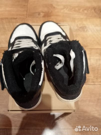 Мужские зимние кроссовки