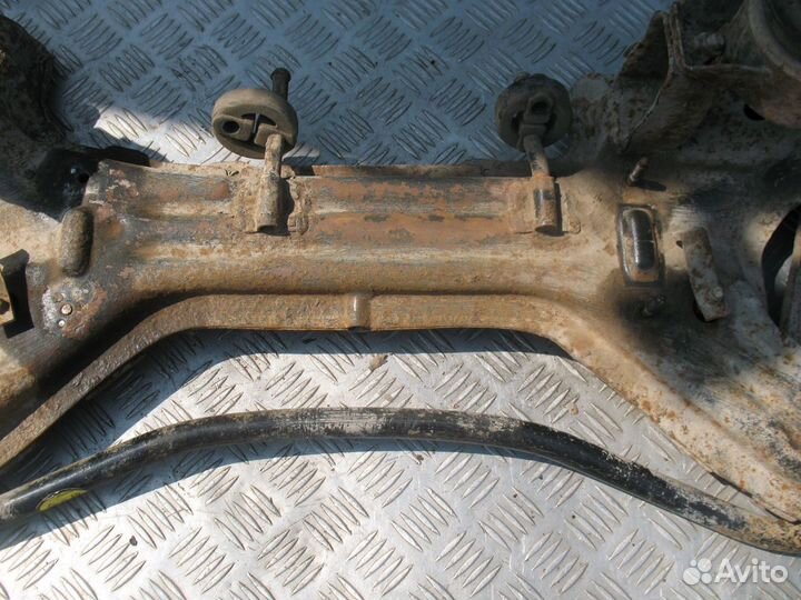 Балка подмоторная Chery Very A13 2012г