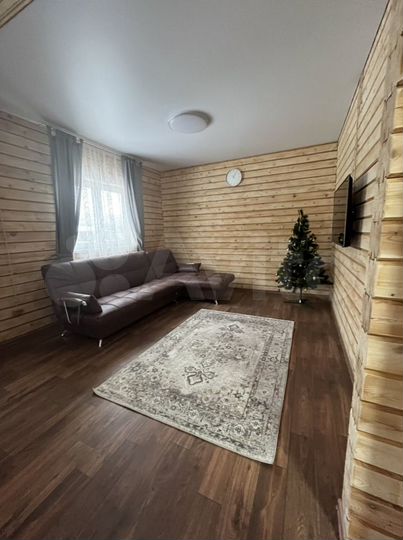 Дом 140 м² на участке 5 сот.
