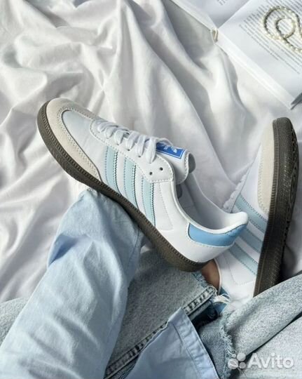 Samba OG White Halo Blue