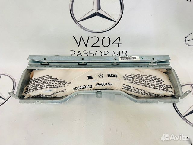 Коленная подушка водителя Mercedes W204