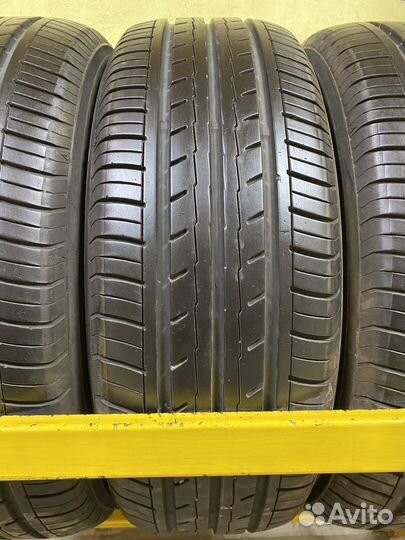 Yokohama Bluearth ES32 205/60 R16 92H