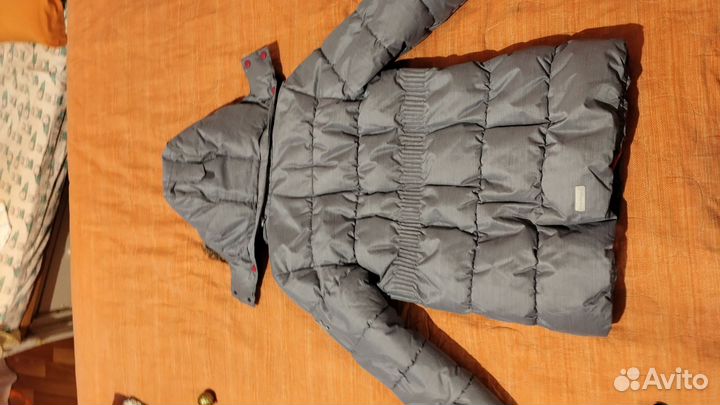 Пуховик для девочки 152 новый