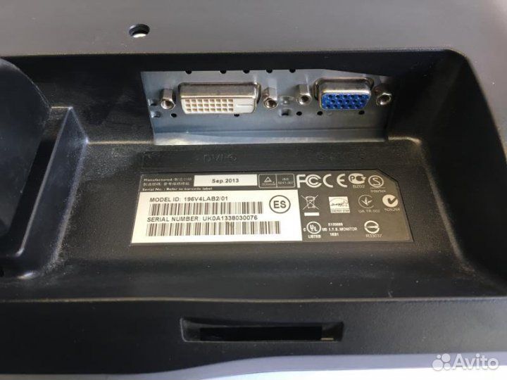 22 дюйма DVI вход 1920 x 1080 Philips