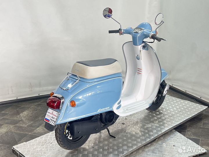 Скутер Honda Giorno