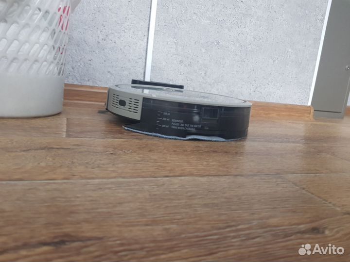 Робот пылесос pioneer vc704r