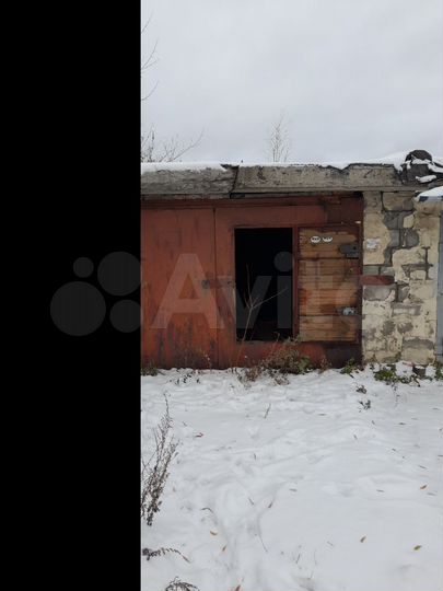 Гараж, > 30 м²