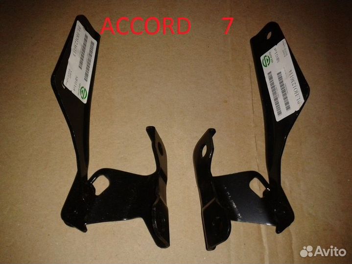 Петли капота Accord 7 2002-2006 год