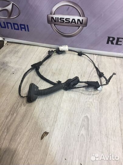 Проводка двери коса Nissan almera G15 Прав