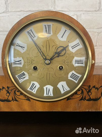 Часы настольные,кабинетные,каминные СССР, Янтарь