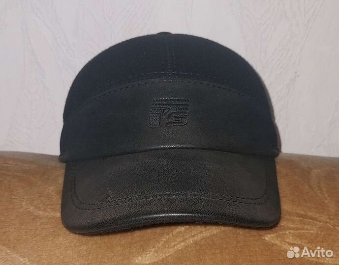 Мужская кожаная кепка,ог57,в идеале