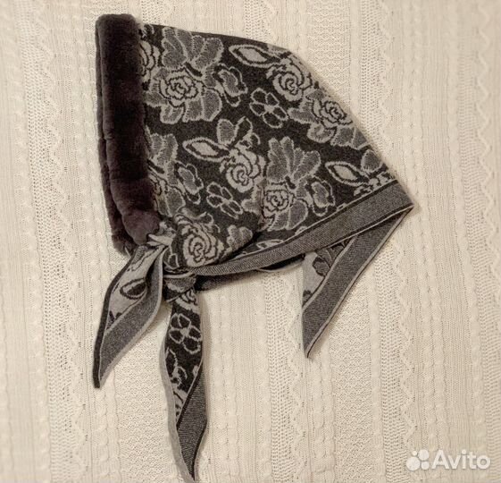 Зимняя косынка с меховой опушкой шерсть