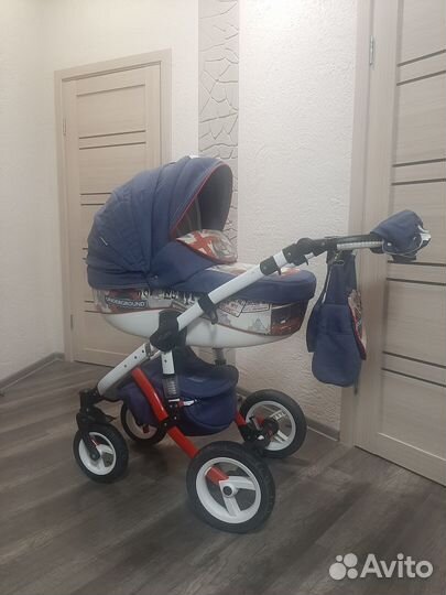 Продаю коляску 2 в 1 adamex