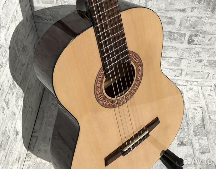 Классическая гитара 4/4 Hohner + Аксессуары