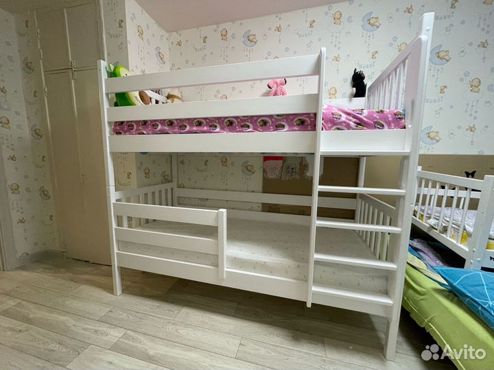 Двухъярусная кровать 2в1