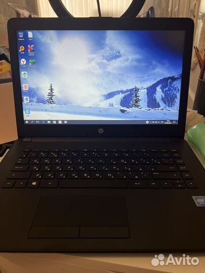 Ноутбук HP 14-bs000ur