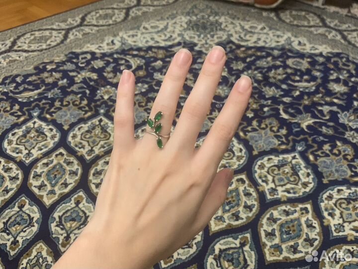 Серебряное кольцо