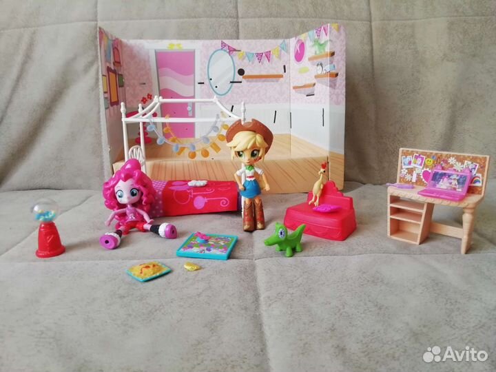 Куклы,Мягкие игрушки,Сумочки и прочее