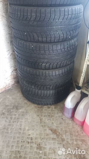 Michelin X Radial 275/40 R20 106H