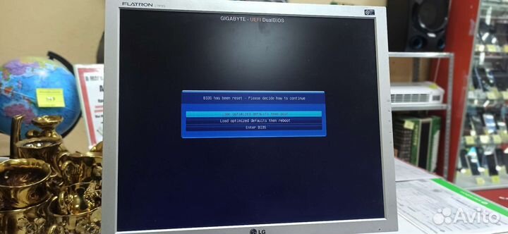 Монитор LG L1919S