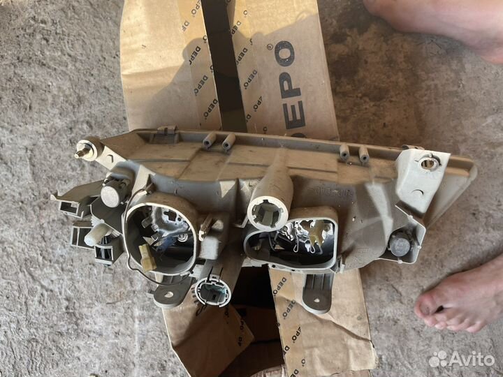 Фары передние nissan p11