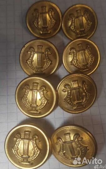 Пуговицы,Музыкант,Лира