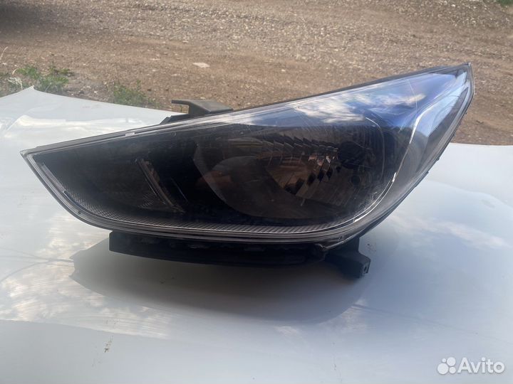 Hyundai solaris фара