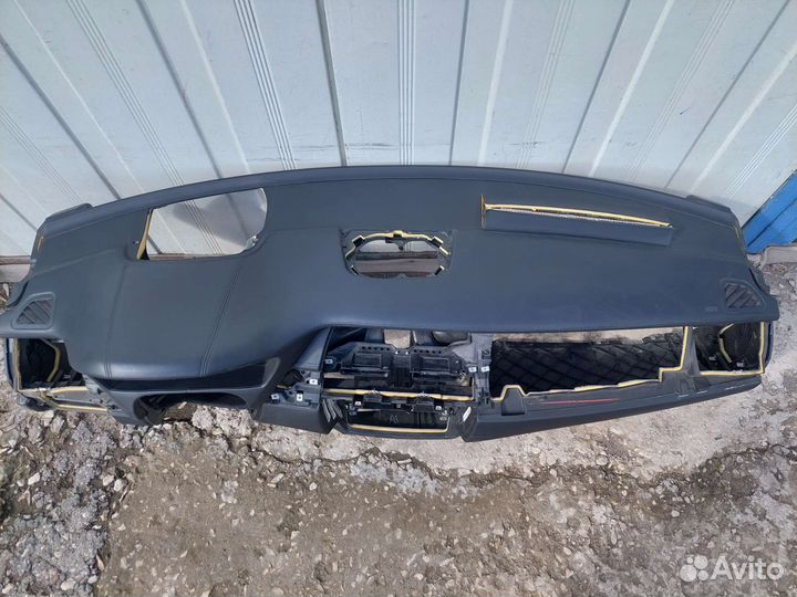 Торпеда под проекцию (кожа) BMW X6 E71