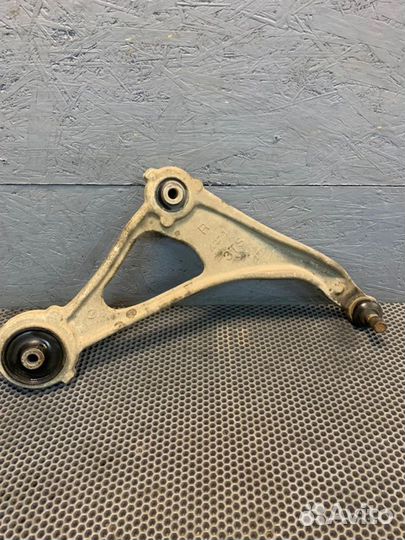 Рычаг подвески передний правый Nissan Teana L33