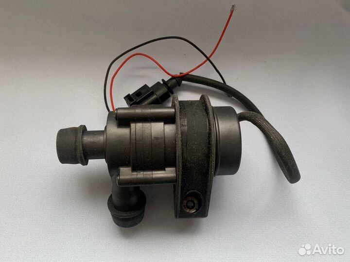 Дополнительная помпа системы охлаждения 24V