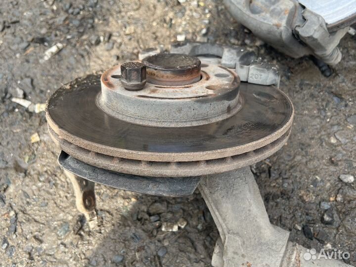 Передняя правая и левая стойка ланос заз шанс