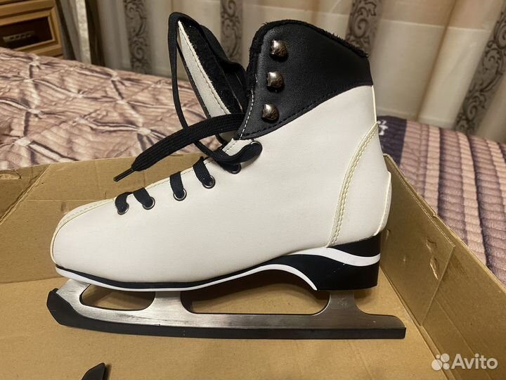 Коньки фигурные 36 размер