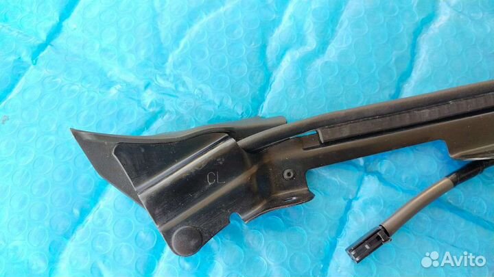 Привод крышки багажника Land Cruiser 200 левый