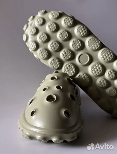 Adidas crocs yeezy foam кратеры