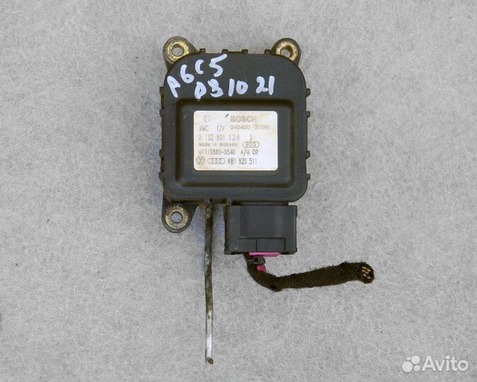 Моторчик заслонки отопителя Audi A6 C5 4B1820511