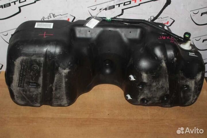 Бензобак nissan juke F15 NF15 YF15 левый руль 2WD