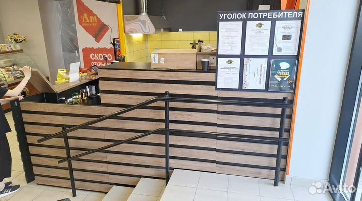 Барные стойки, торговая мебель