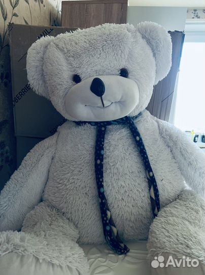 Большие плюшевые медведи