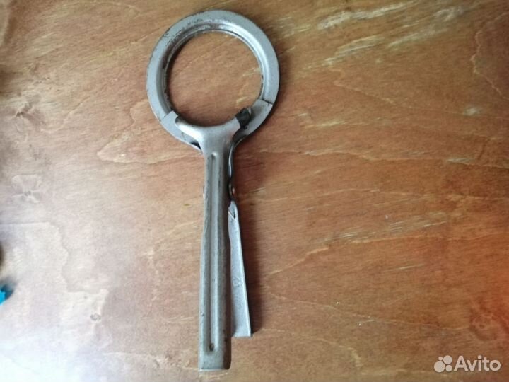 Открывашка для банок