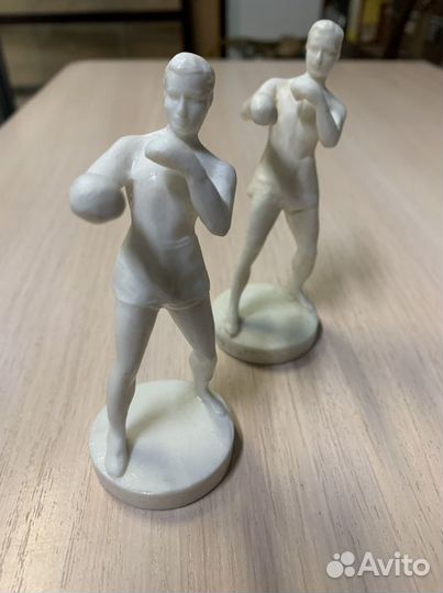 Фигурки боксеры