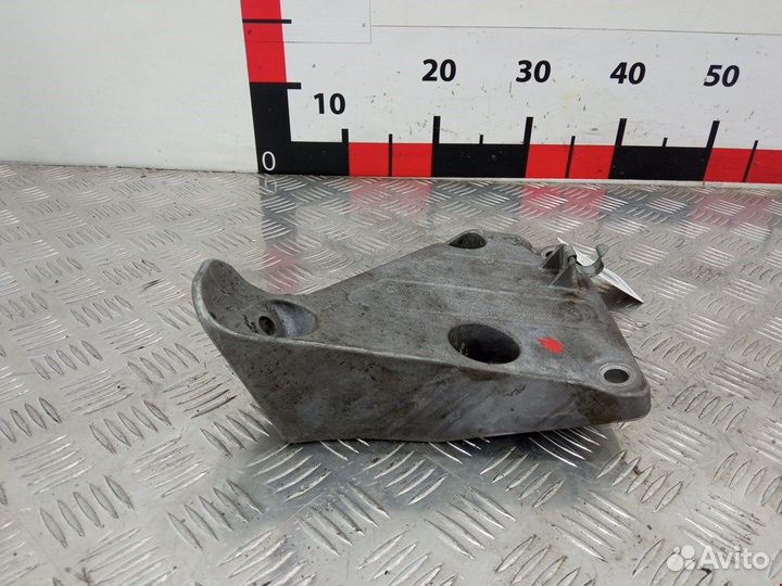 Кронштейн для BMW 5-Series (E60/E61)