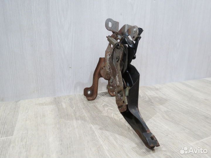 Педаль ручника infiniti EX37