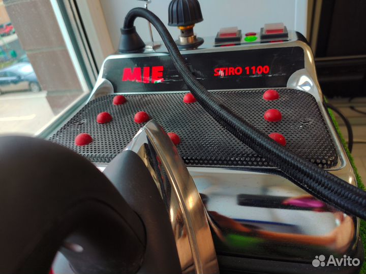 Парогенератор с утюгом MIE stiro 1100