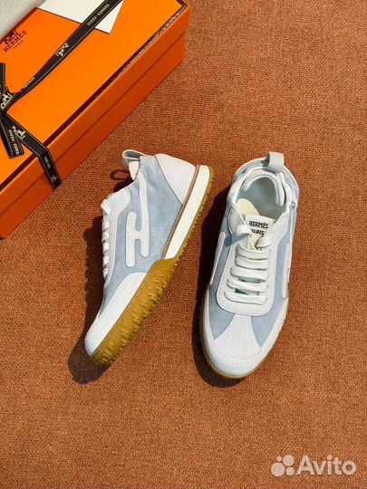 Кроссовки женские Hermes