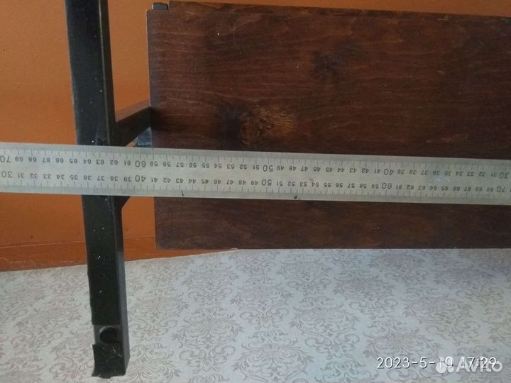 Столик под тв и апаратуру